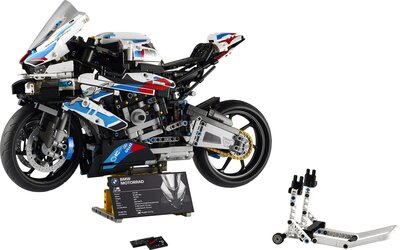 LEGO_42130.jpg
