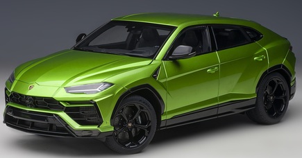 1:18 Lamborghini Urus 2018 (verde selvans/pearl green) - 1:18
