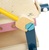 Bigjigs Toys Tavolo da lavoro per bambini con strumenti