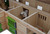 Kids Globe Farming Pferdestall aus Holz 68x77x27cm 1:24 in Schachtel