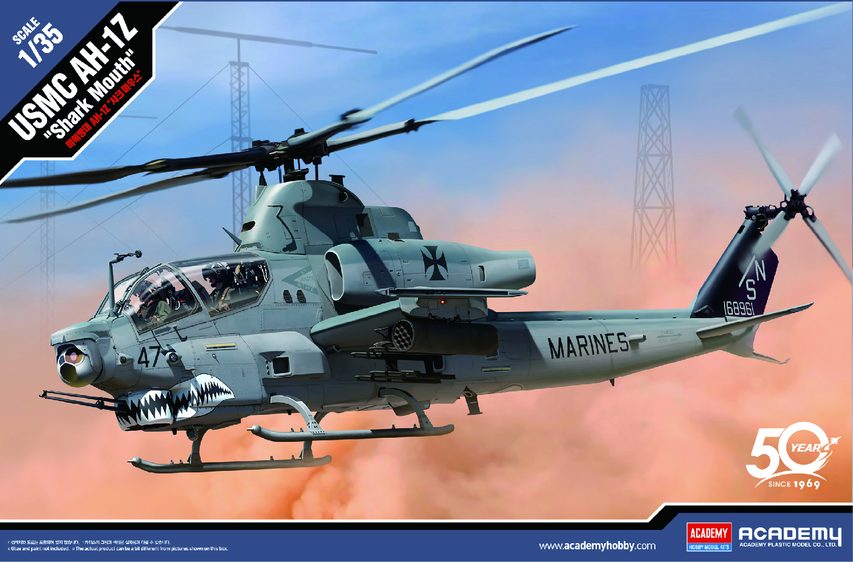 Model Kit vrtulník 12127 - USMC AH-1Z "Shark Mouth" (1:35)