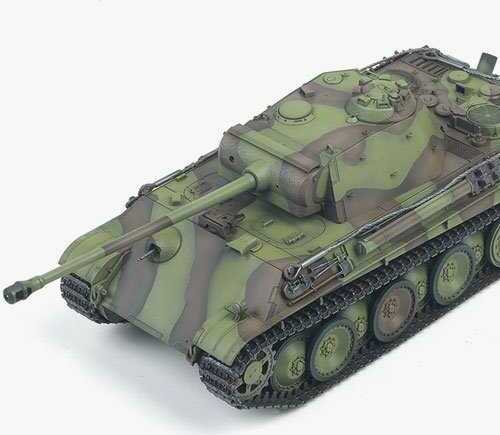 Model Kit tank 13523 - Pz.Kpfw.V Panther Ausf.G "Last Production" (1:35)