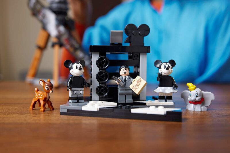 LEGO® - Disney 43230 Macchina fotografica in onore di Walt Disney - LEGO®  Disney™