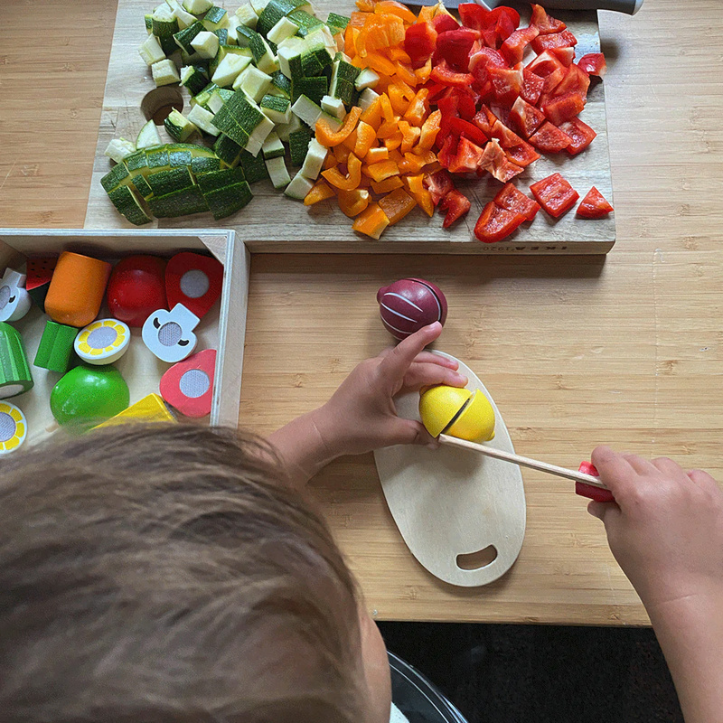 FRUTTA E VERDURA DA TAGLIARE -PLAN TOYS