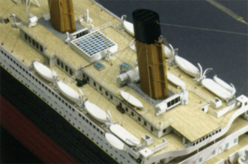 Modellino del Titanic in scala da costruire: modellismo navale