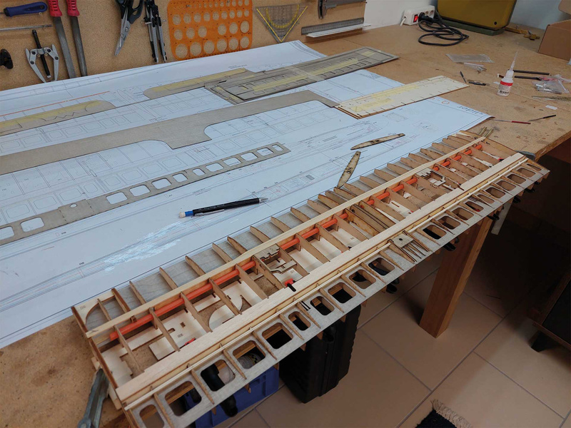 Costruire un portone con legno di balsa