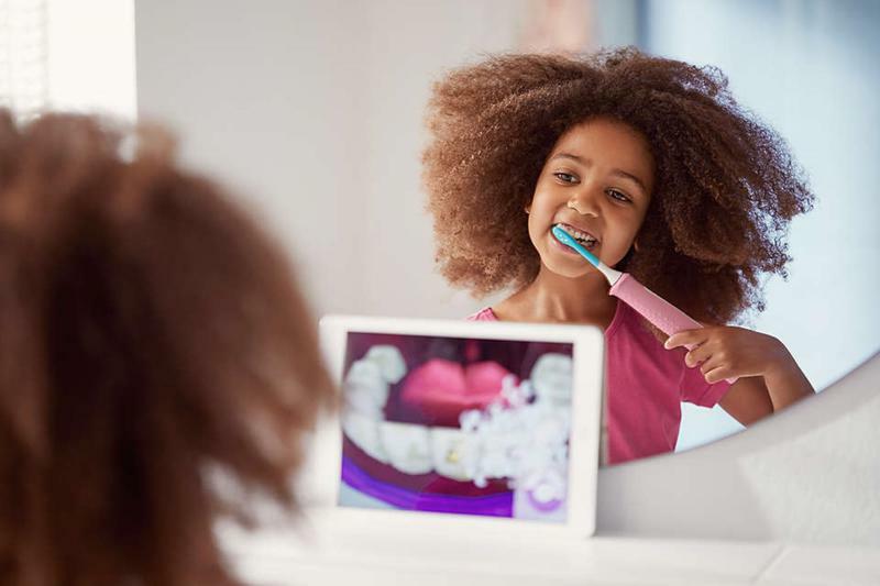 Spazzolino da denti per bambini elettrico Sonicare rosa con bluetooth -  Igiene orale