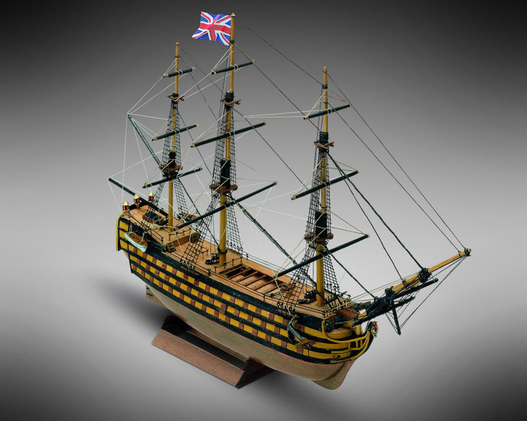 HMS Victory Kit di Montaggio Modellismo Navale in Legno Corel Line