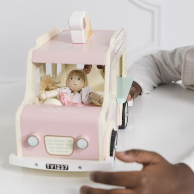 ME083-child-pushing-dolly-ice-cream-van-toy.jpg