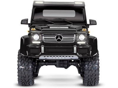 88296-4-TRX-6-Mercedes-6x6-BLACK-frontview.jpg