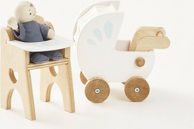 ME044-nursery-set-wooden-pushchair-and-highchair-baby-waving.jpg