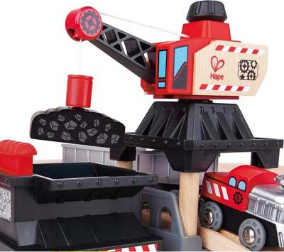 hape-mining-loader-set-3.jpg