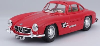 22023_BBUR_1954MercBenz300SL_RED_PRD_5_výsledok.jpg