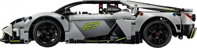 LEGO_42214_WEB_SEC01_NOBG.jpg