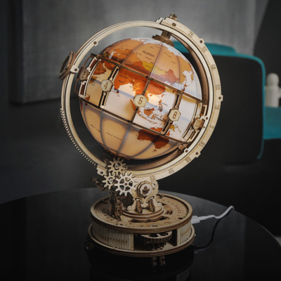 ST003_3.globe.jpg