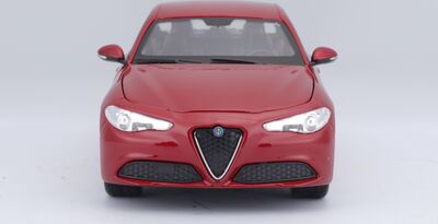 21080_BBUR_AlfaRomeoGiulia_RED_PRD_6_výsledok.jpg