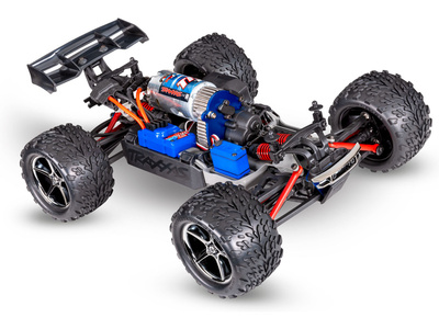 13_71054-8-116-E-Revo-3qtr-Chassis.jpg