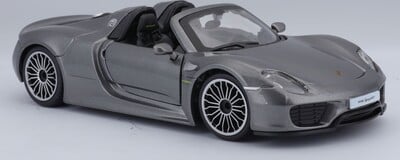 21076_BBUR_Pors918Spyder_GRY_PRD_7_výsledok.jpg