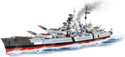 4841-Battleship Bismarck-scene-front.jpg
