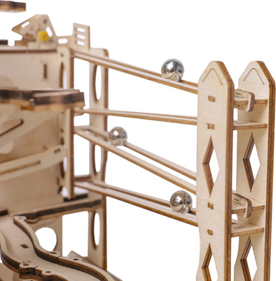 lg503_8.marblerun.jpg