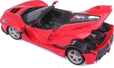 26022_FERR_LaferrariAperta_RED_PRD_3_výsledok.jpg