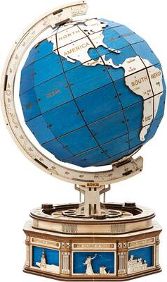 st002.globe.jpg