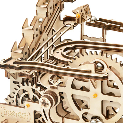 lg501_1.marblerun.jpg