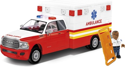 24609-RAM 3500mbulance-scena.jpg