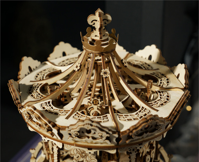 amk62_3.carousel.jpg