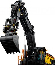 LEGO_42215_WEB_SEC02_NOBG.jpg