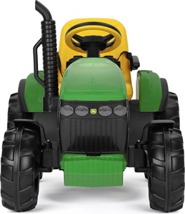 3530-10_igor0117-john-deere-rc-tractor-front.jpg