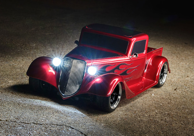 93034-4-Hot-Rod-1935-Truck-ACTION-RED-3qtr-Front-High-Alley-0991.jpg