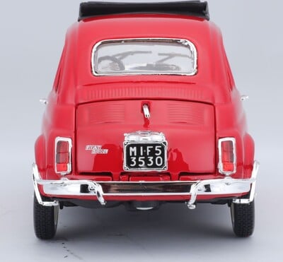 22099_BBUR_1968Fiat500L_RED_PRD_11_výsledok.jpg