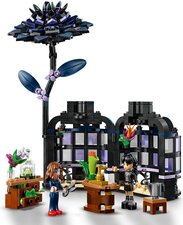 LEGO_76784_WEB_SEC04_NOBG_en-gb.jpg