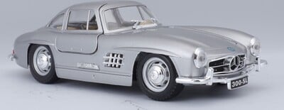 22023_BBUR_1954MercBenz300SL_SLR_PRD_7_výsledok.jpg