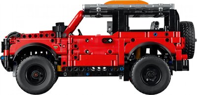 LEGO_42213_WEB_SEC01_NOBG.jpg
