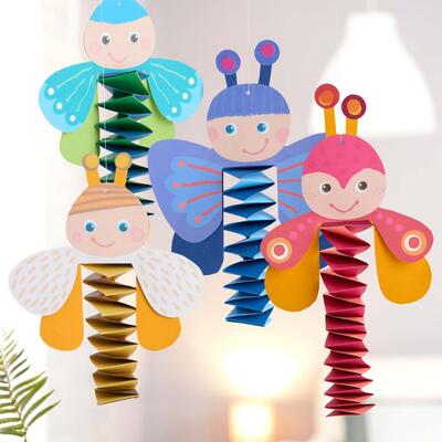 2012671_Haba_Craft_Kit_Kreativna_sada_Prve_skladanie_Chrobaciky_a_Motyle_zavesna_dekoracia_02.jpg