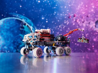 LEGO_42180_Lifestyle_Envr_01_SPACE.jpg