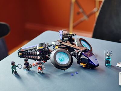 LEGO_76211_alt10.jpg