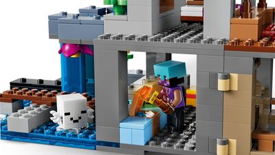 LEGO_21597_WEB_SEC03_NOBG.jpg