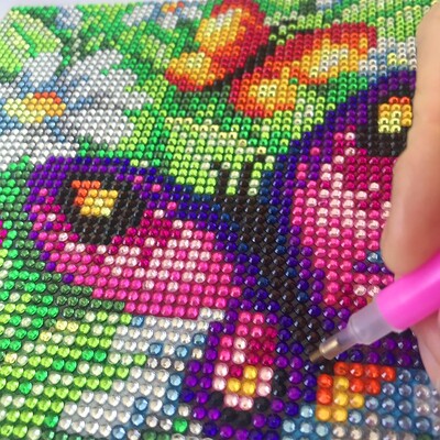 art-creations-canevas-a-diamanter-papillons-et-marguerites (1).jpg