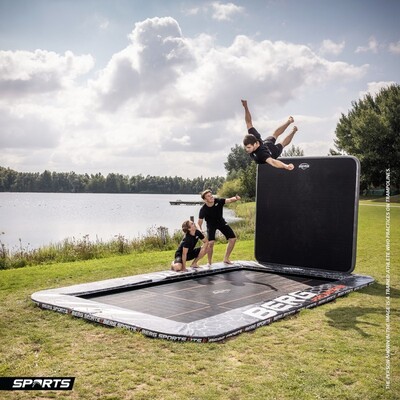 berg-ultim-pro-bouncer-flatground-500-aerowall-2x2-blkgry-32514530 (1).jpg