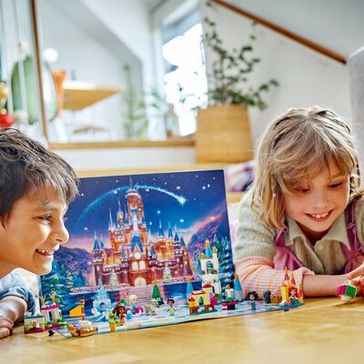 7LEGO_43253_Lifestyle_cons_crop.jpg
