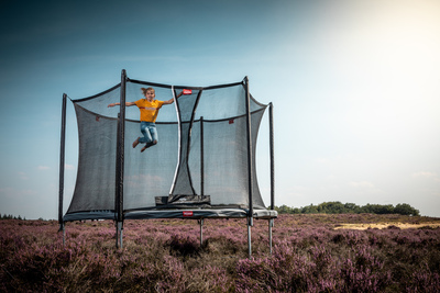 BERG-Favorit-Regular-330-380-430-Grey-Safety-Net-Comfort-Action-2.jpg