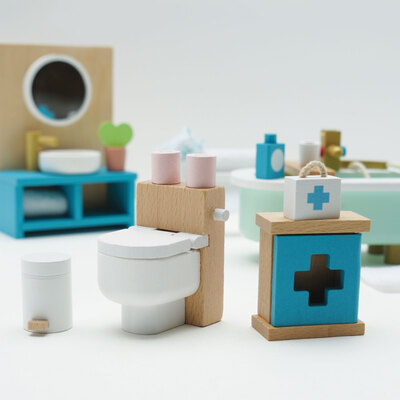 ME060C-daisylane-bathroom-toilet-and-first-aid-unit 08.41.57.jpg