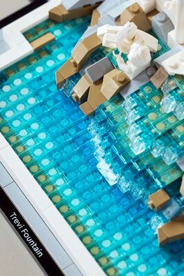 LEGO_21062_Lifestyle_Build_04.jpg