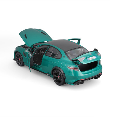 11048_BBUR_AlfaRomeoGiuliagta_GRN_PRD_11.jpg
