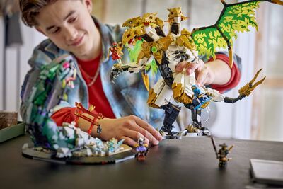 LEGO_71872_Lifestyle_cons_3.jpg