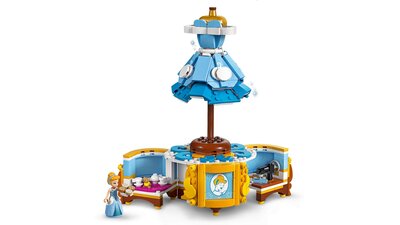 LEGO_43266_WEB_SEC03_NOBG.jpg