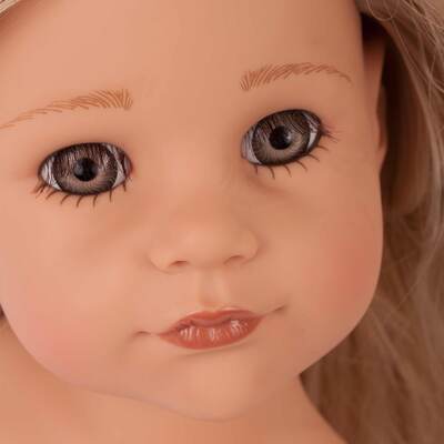 1959093-hannah-all-year-round-stehpuppe-set-goetz-portrait.jpg